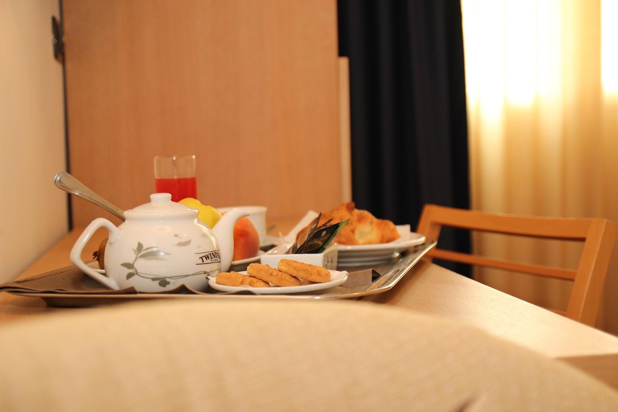 Hotel Majesty Bari Eksteriør billede