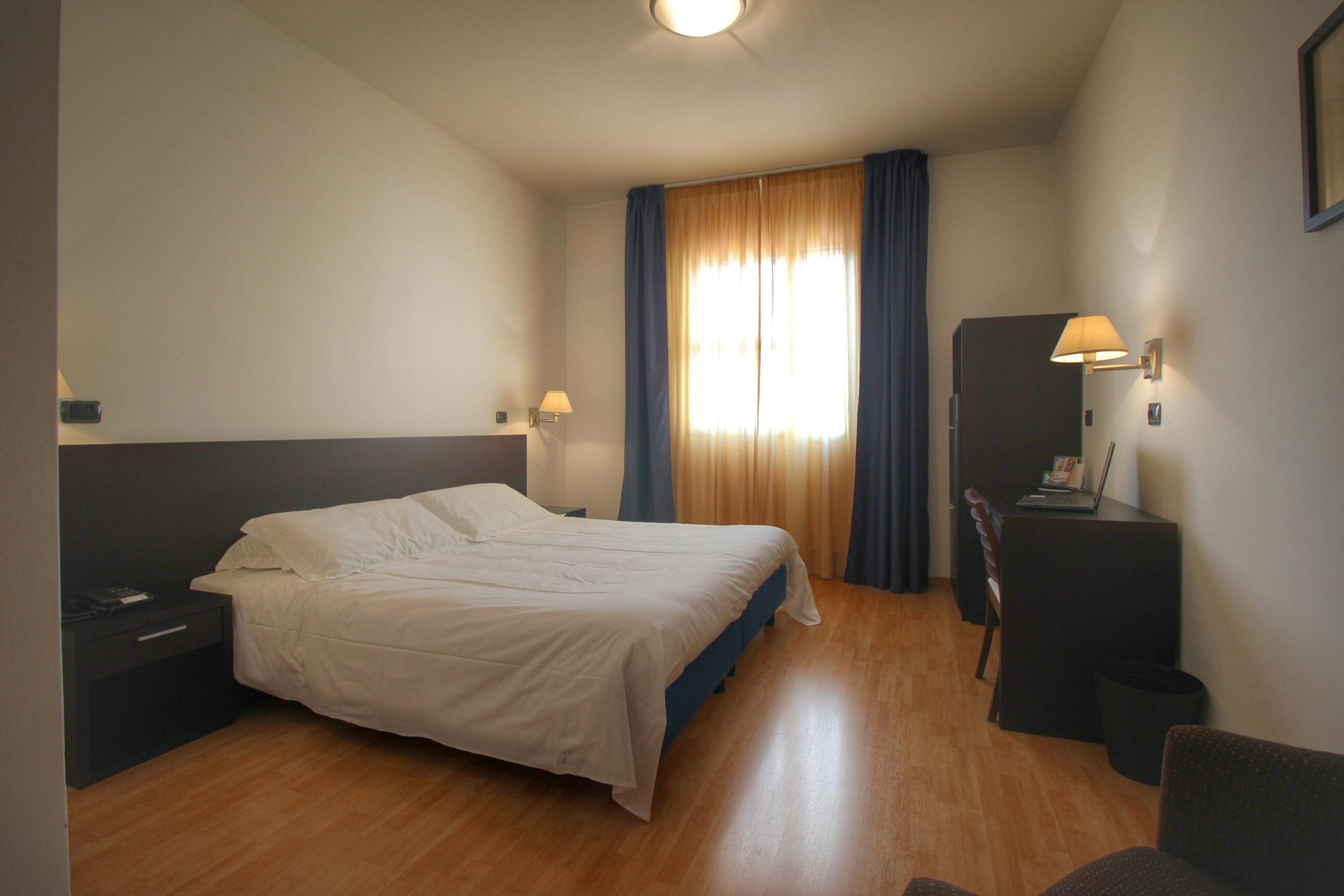 Hotel Majesty Bari Eksteriør billede